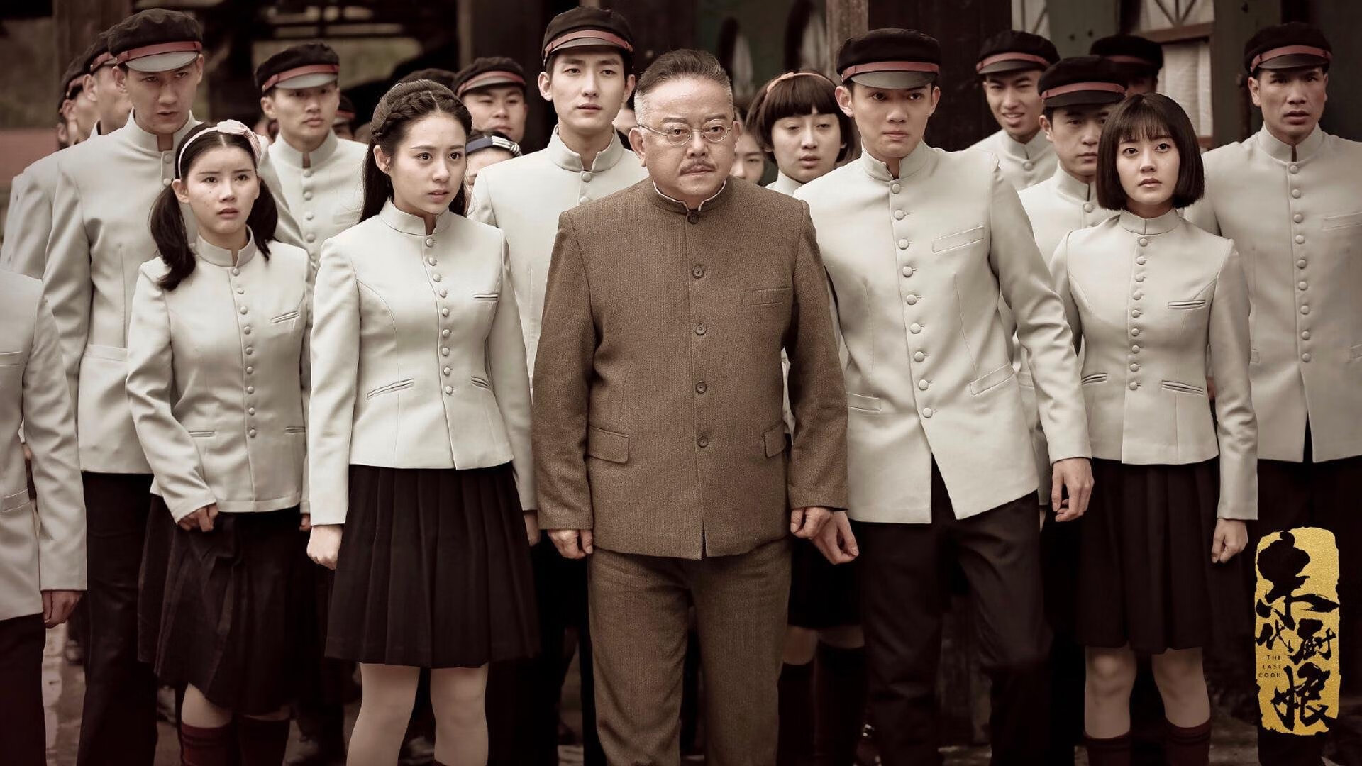 开云官方网页登录-2022年季后赛：库里带领勇士绝地反击，成功晋级下一轮，库里季后赛胜场数