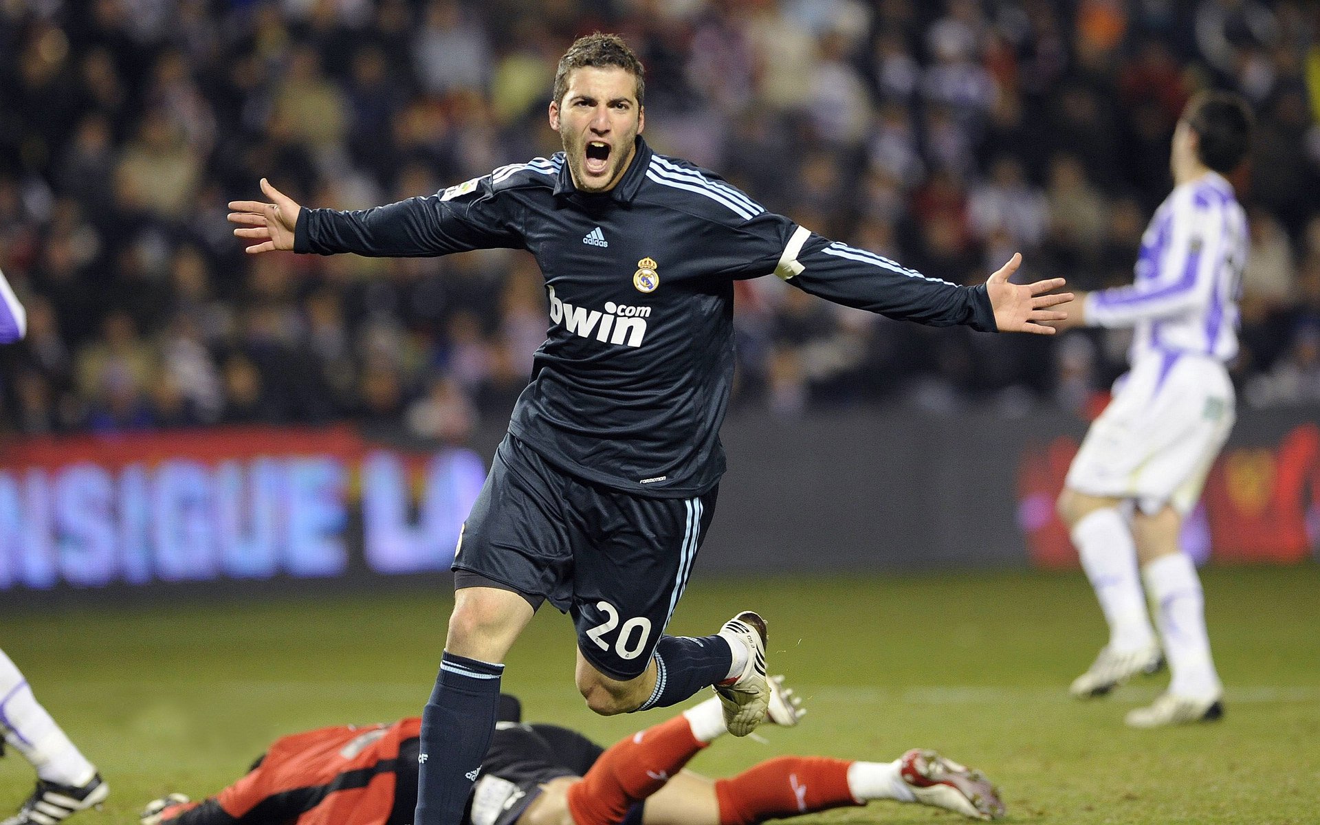 巴拉圭大胜波黑，晋级四分之一决赛，巴拉圭赛程500