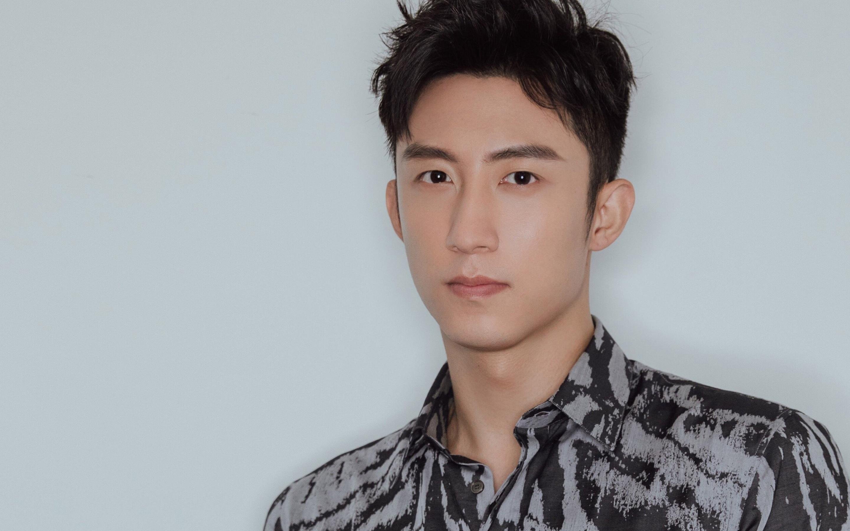 中国足球青少年训练课程强化攻守转换意识,足球由攻转守的原则有哪些