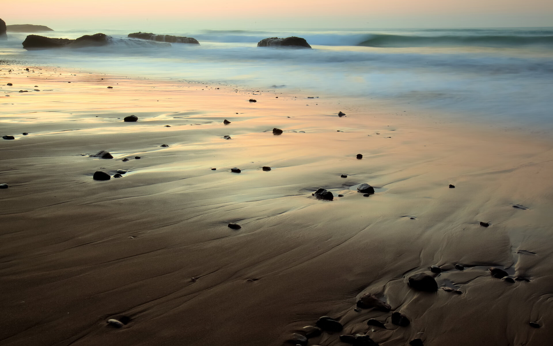 KAIYUNAPP-欧洲杯巅峰角逐：战术变化带来新惊喜，欧洲杯火爆